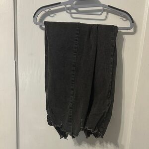 SHEIN Black Skinny Jeans with Raw Distressed Hem